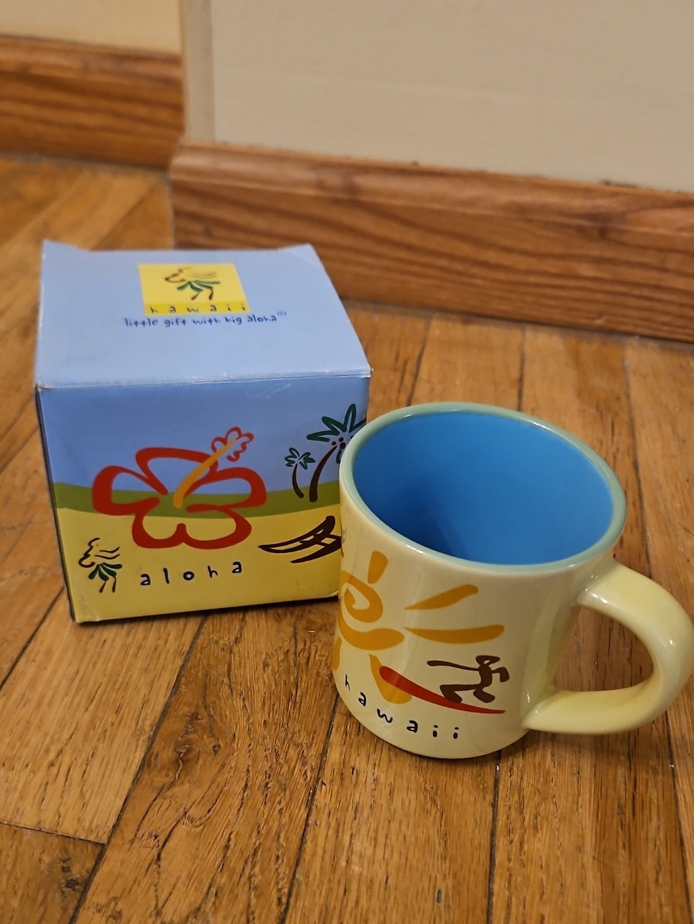 NWT Hawaiian Ceramic Mug